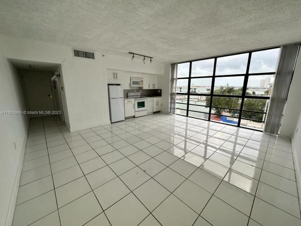 Venetia, 555 NE 15th St #501, Miami, Florida 33132, image 2