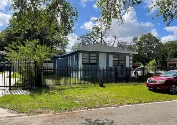 Garden City, 4042 NW 23rd Ave, Brownsville, Florida 33142, image 1