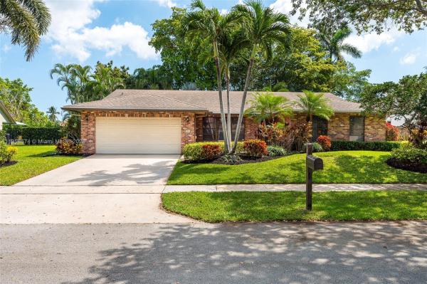 Strathmore, 3048 NW 28th Ave, Boca Raton, Florida 33434, image 1