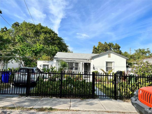 Floral Park, 1589 NW 57th St, Miami, Florida 33142, image 2