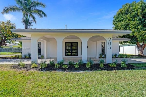 Dania Golf View, 205 SE 3rd Ave, Dania Beach, Florida 33004, image 1
