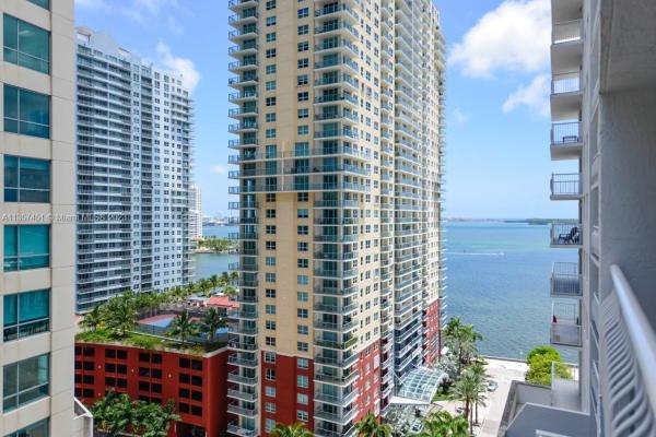 The Club At Brickell Bay, Miami, Florida 33131, image 2