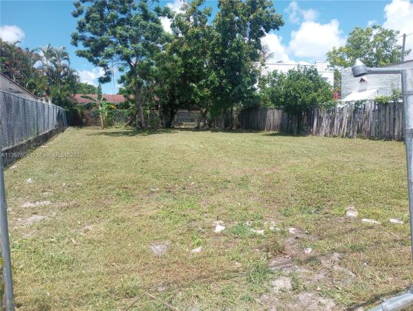 Lawrence Estates Land, 1010 SW 10th Ave, Miami, Florida 33130, image 1