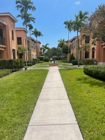 Rosemont, 3549 Forest Hill Blvd #18, Palm Springs, Florida 33406, image 1