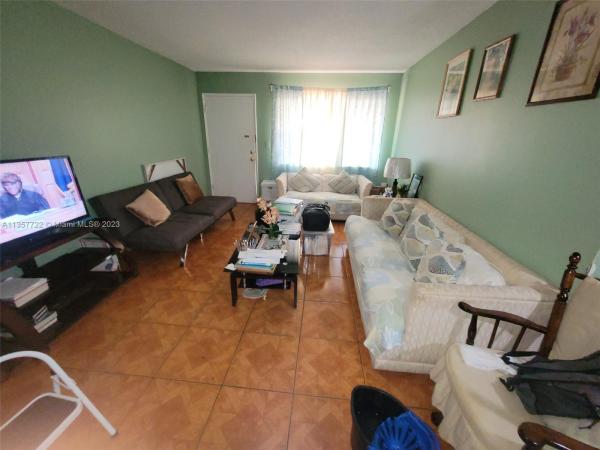 20337 NE 2nd Ave #4, Ives Estates, Florida 33179, image 2