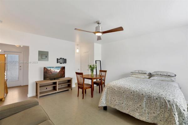 Gulfstream, 31 S Golfview Rd #2, Lake Worth Beach, Florida 33460, image 1