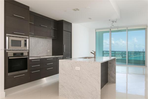 900 Biscayne Bay, 900 Biscayne Blvd #3203, Miami, Florida 33132, image 2