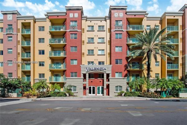 Valencia, 6001 SW 70th St #545, South Miami, Florida 33143, image 1