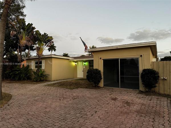 Oriole Estates, 3460 NW 40th Ct, Lauderdale Lakes, Florida 33309, image 2