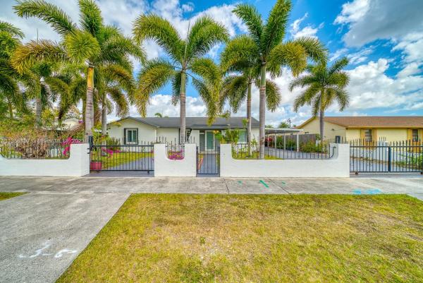 Kings, 16131 SW 305th Ter, Leisure City, Florida 33033, image 1