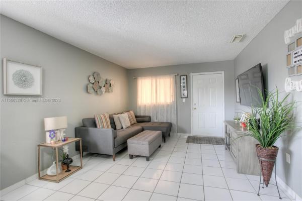 Cadiz, 6278 W 22nd Ct #21, Hialeah, Florida 33016, image 1