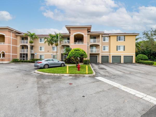 The Villas At Emerald Dunes, 6492 Emerald Dunes Dr #206, West Palm Beach, Florida 33411, image 1