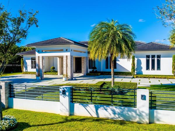 Hialeah Gardens No HOA, 9867 NW 133rd St, Hialeah Gardens, Florida 33018, image 1
