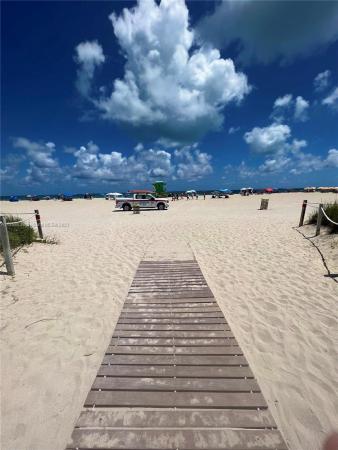 The Presidential, 401 Ocean Dr #704, Miami Beach, Florida 33139, image 2