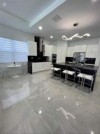 Venetian Parc, 14932 SW 175th St, Richmond West, Florida 33187, image 2