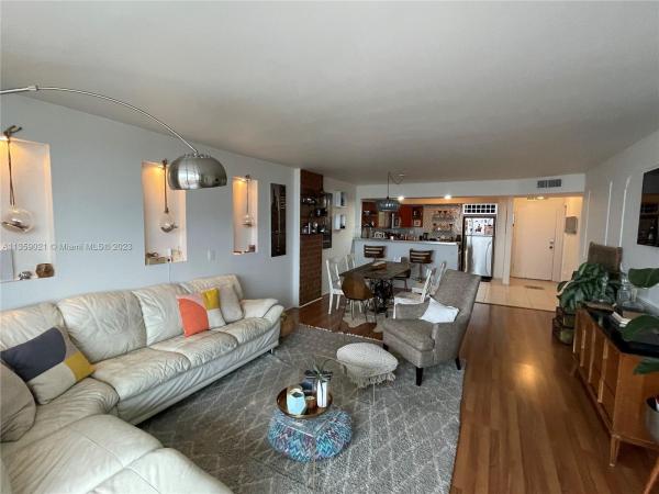 Commodore Plaza Century, 2780 NE 183rd St #1511, Aventura, Florida 33160, image 2