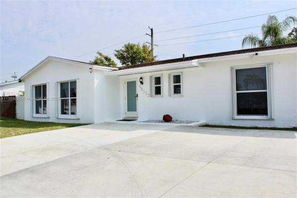 Fairway Estates, 15323 SW 107th Ct, Palmetto Estates, Florida 33157, image 1