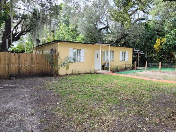 Kingsway, 3870 Charles Ter, Miami, Florida 33133, image 1