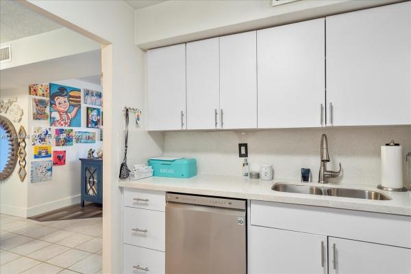 Plantation Place, 6700 Cypress Rd #506, Plantation, Florida 33317, image 1