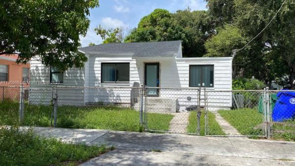 Griffins, 4212 NW 3rd Ave, Miami, Florida 33127, image 1