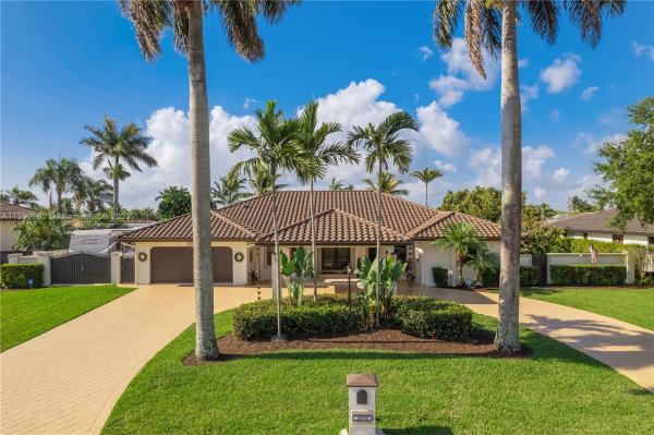Mary Ann Estates, 10850 SW 139th Rd, Kendall, Florida 33176, image 2