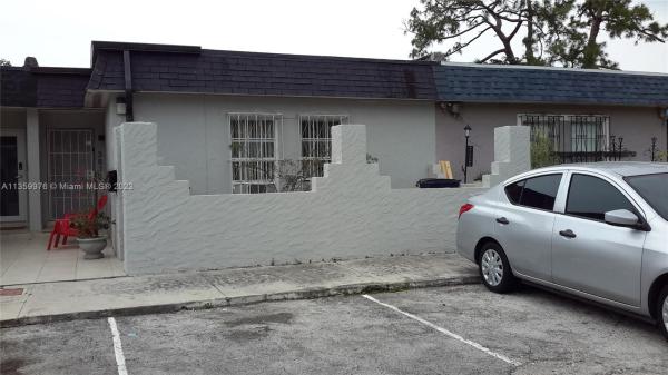 Vista Verde, 3872 NW 207th St Rd #1, Miami Gardens, Florida 33055, image 2