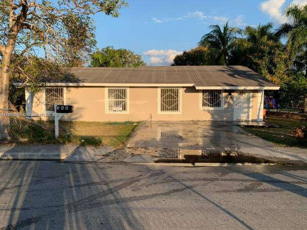 Ewings, 346 SW 5th St, Homestead, Florida 33030, image 1