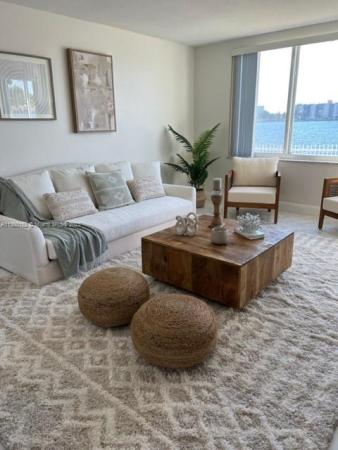 Riviera, 1000 NE 191st St #13, Ojus, Florida 33179, image 1