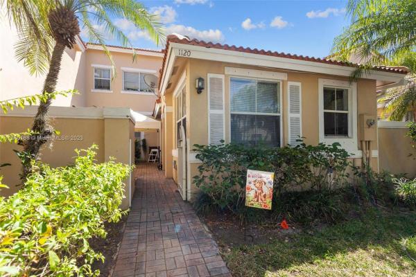West Lake Village, 1120 Canella Ln, Hollywood, Florida 33019, image 2