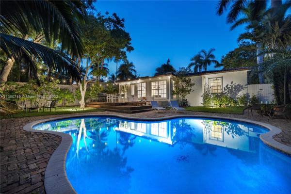 New Belle Meade, 820 NE 73rd St, Miami, Florida 33138, image 1