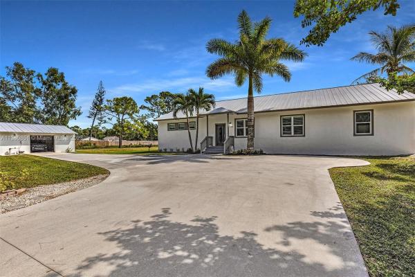 The Acreage, 5530 Mango Blvd, West Palm Beach, Florida 33411, image 2