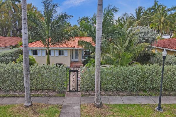 Hollywood Lakes, 844 Tyler St, Hollywood, Florida 33019, image 2