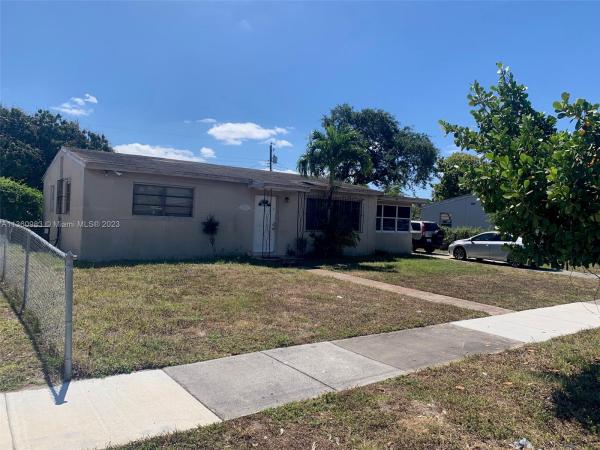 Bonnie Briar Estates, 3510 NW 171st St, Miami Gardens, Florida 33056, image 1