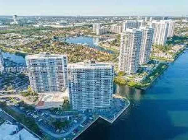 Waterview 1, 20505 E Country Club Dr #534, Aventura, Florida 33180, image 2