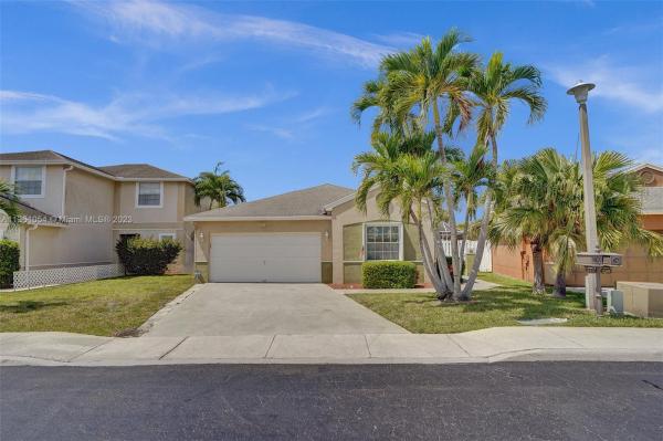 Riverbend, 217 W Riverbend Dr, Sunrise, Florida 33326, image 1