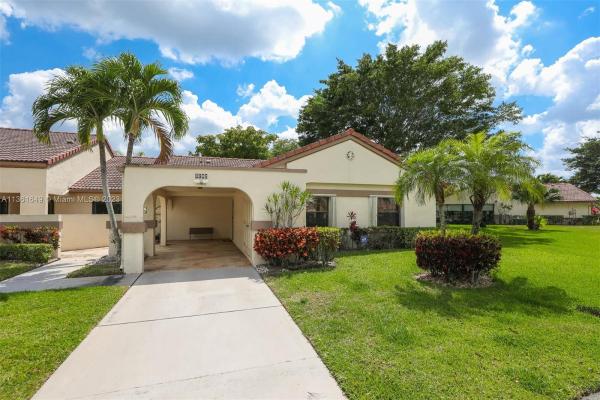 The Landings At Aberdeen, 5702 E Parkwalk Cir E, Boynton Beach, Florida 33472, image 1