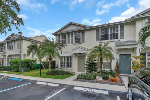 Banyan Oakridge, 4917 SW 31st Ter #109, Dania Beach, Florida 33312, image 1