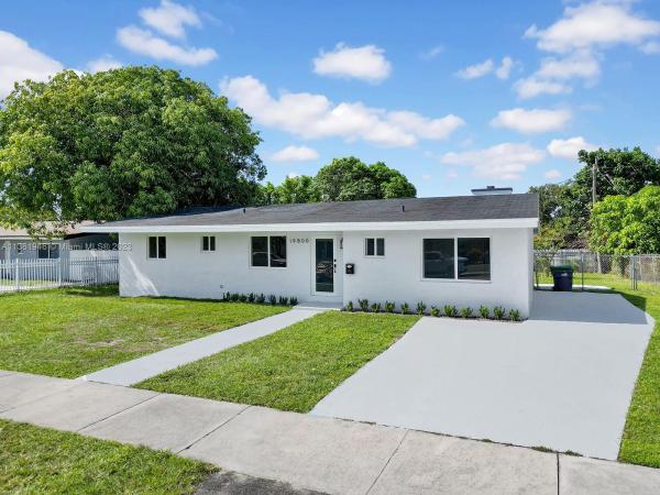 Sierra Mirada, 19800 NW 5th Ave, Miami Gardens, Florida 33169, image 2