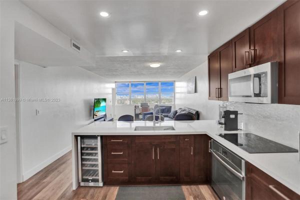 Buckley Towers East, 1351 NE Miami Gardens Dr #1602E, Ojus, Florida 33179, image 1