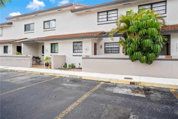 Kendall Lakes East Lakeview Townhouses, 13448 SW 62nd St #D106, Kendale Lakes, Florida 33183, image 2