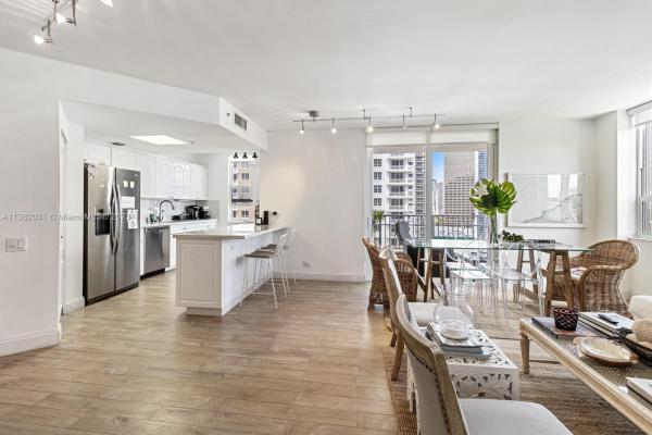 Courvoisier Courts, 701 Brickell Key Blvd #2009, Miami, Florida 33131, image 1