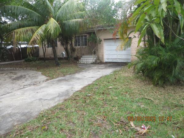 Biscayne Gardens, 14400 N Miami Ave, Golden Glades, Florida 33168, image 2