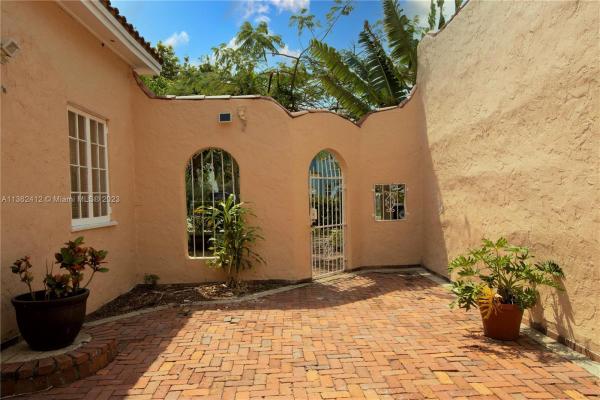 Northwood Hills, 953 32nd St, West Palm Beach, Florida 33407, image 2
