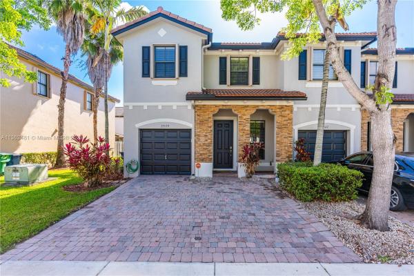 Silver Palms East, 23539 SW 113th Pl, Princeton, Florida 33032, image 2