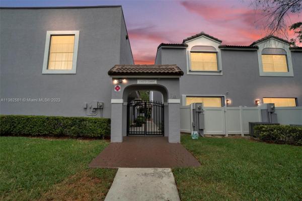 The Provinces Of Pierpointe At Pembroke Lakes, 11691 NW 11th St, Pembroke Pines, Florida 33026, image 2