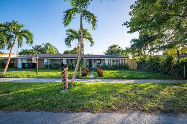 Tropical Estates, 9960 SW 54th St, Olympia Heights, Florida 33165, image 2