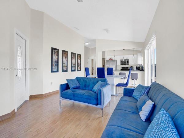 Americas At Miller, 4839 SW 142nd Pl, Kendale Lakes, Florida 33175, image 1