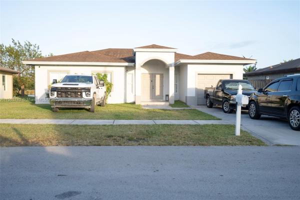 Salma Lake, 29303 SW 142nd Ave, Leisure City, Florida 33033, image 1