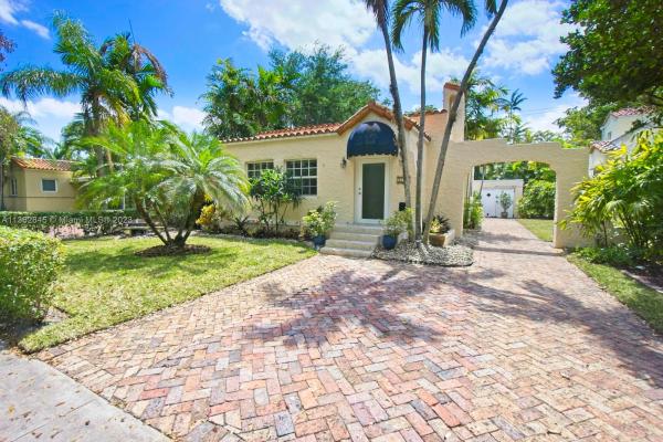 Granada, 832 Majorca Ave, Coral Gables, Florida 33134, image 2