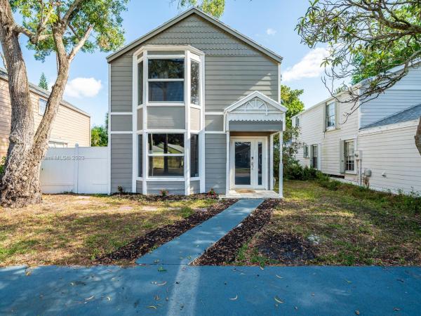 Victoria Woods, 5803 Cassandra Ct, West Palm Beach, Florida 33415, image 2